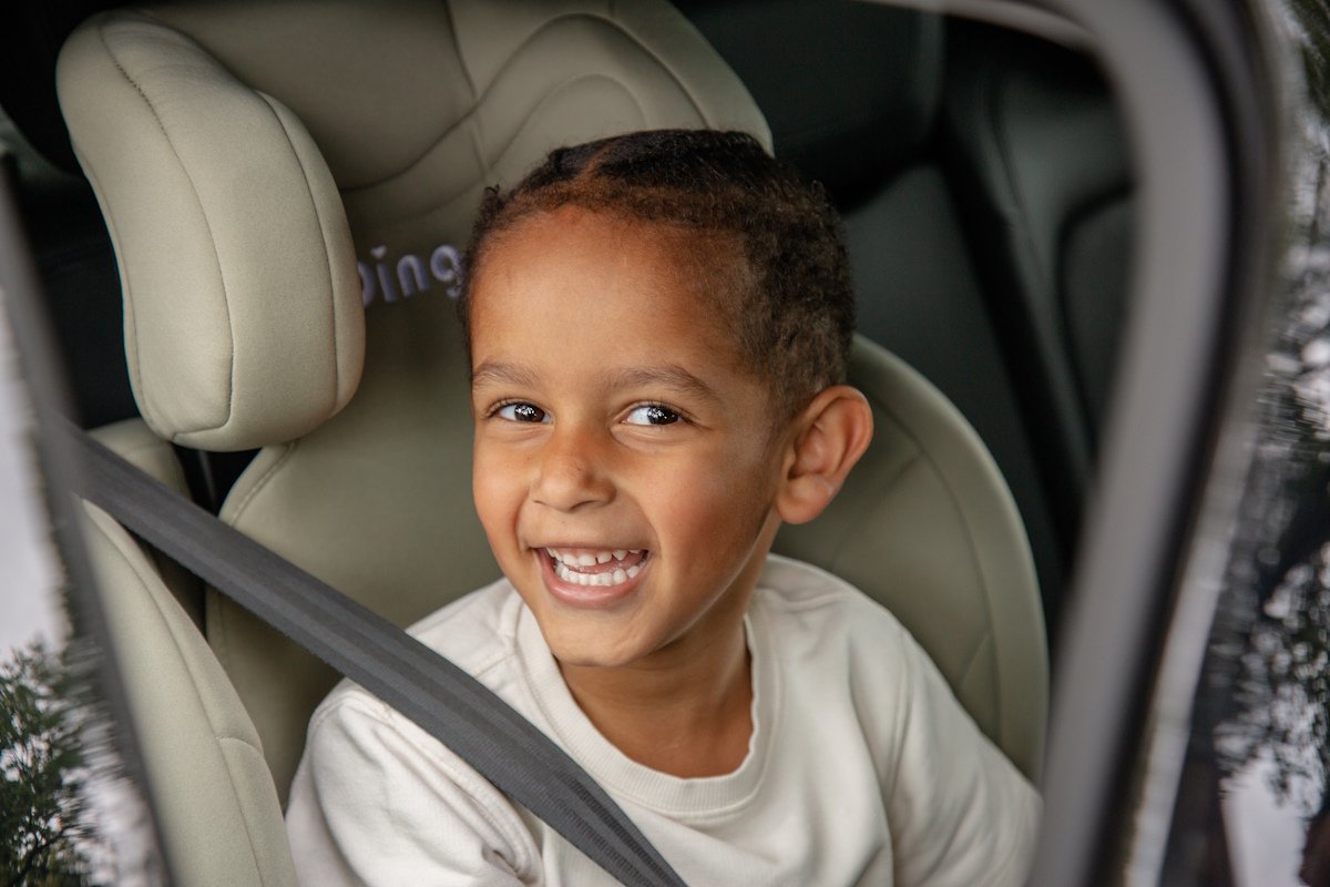 Ding Owen Siège auto i-Size vert olive 100-150 cm