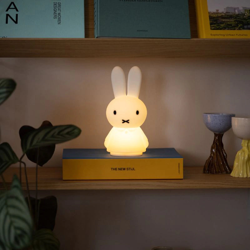 Miffy Shines – Mr Maria