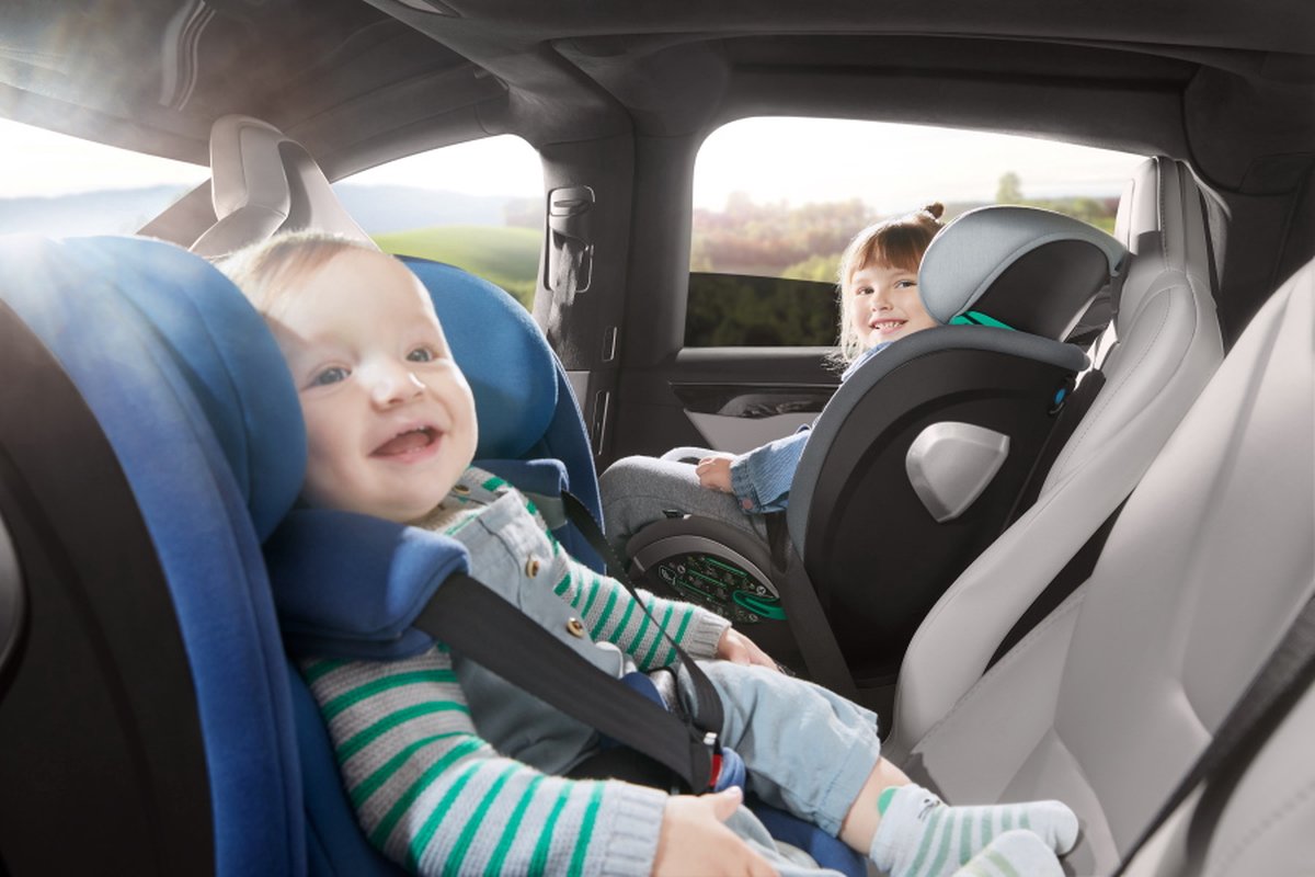 Ding Mace Noir/Gris 360° Siège Auto i-Size 0-36kg