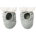 Chaussons avec ailes d’ange – vert de gris / écru
