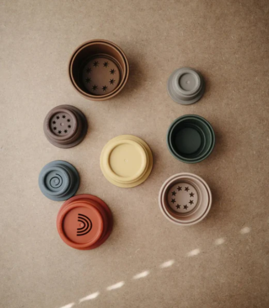 Jouet de tasses empilables - Rétro