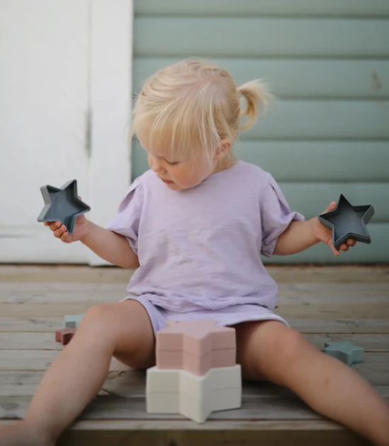 Jouet d'étoiles gigognes