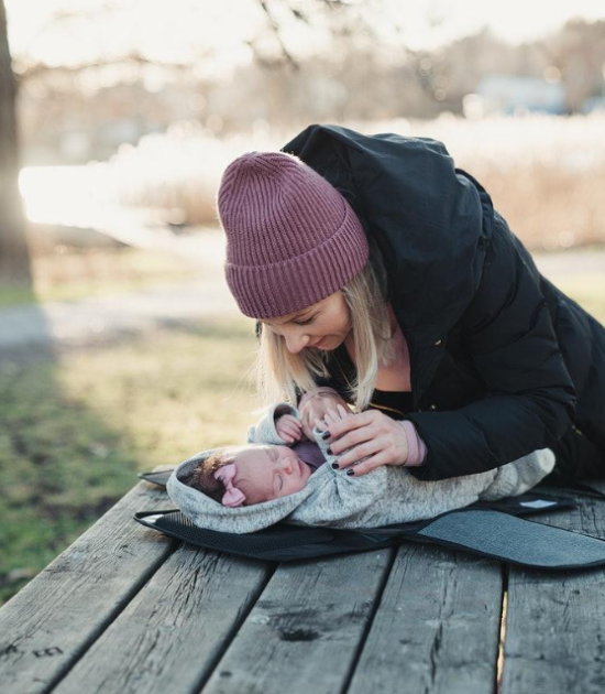 Tapis à langer transportable - Gris