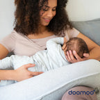 Coussin d'allaitement et de maternité doomoo Buddy Classic Grey