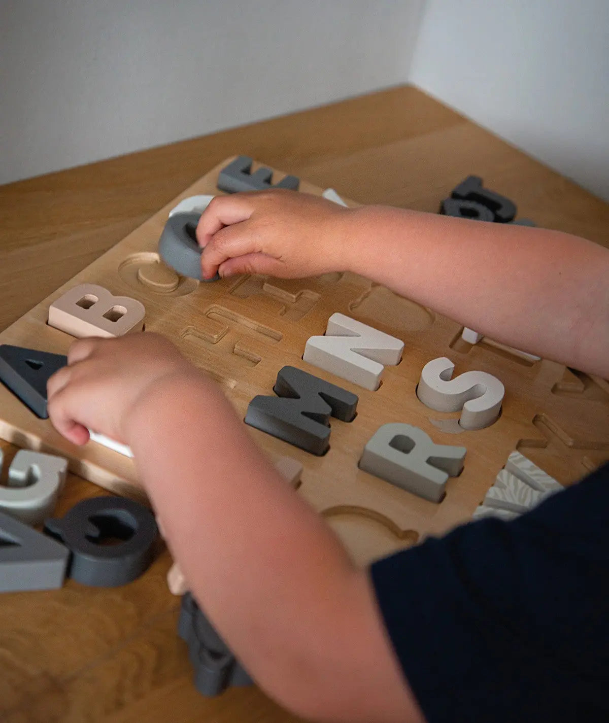 Plateau de puzzle alphabet en bois +18M