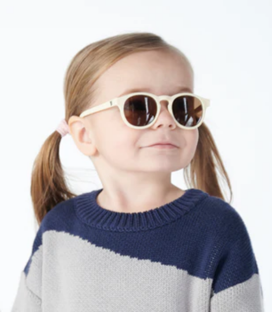 Sweet Cream Keyhole | Amber Lenses