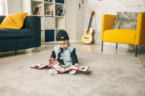 Tiny Rockers, premier livre à double face
