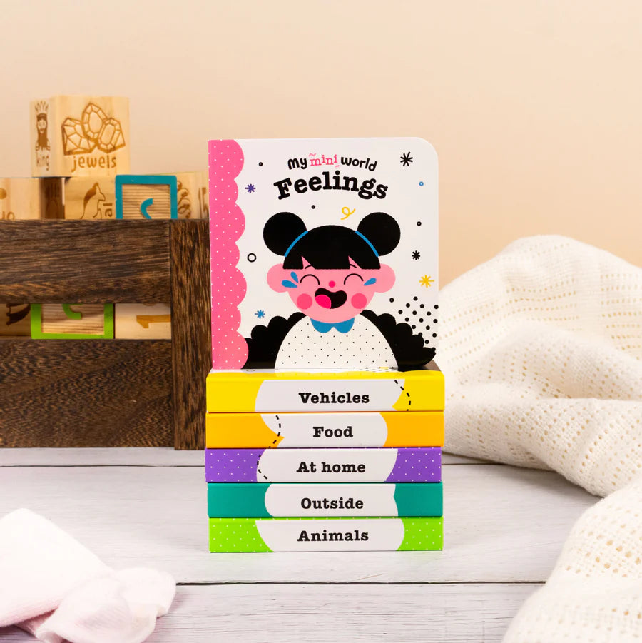 Mon Mini Monde – Coffret de 6 mini-livres cartonnés à contraste élevé – Premiers mots