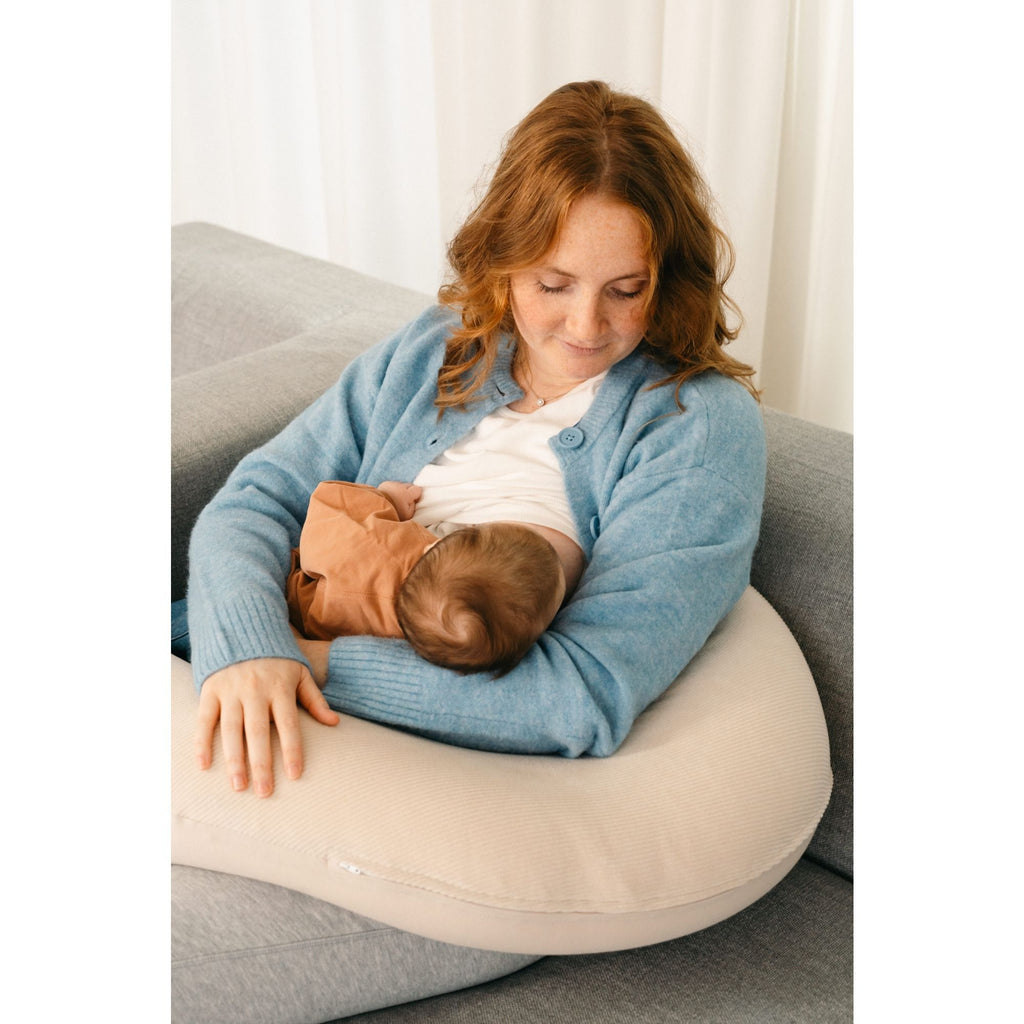 Coussin de maternité Buddy allaitement Corduroy Sand - Doomoo