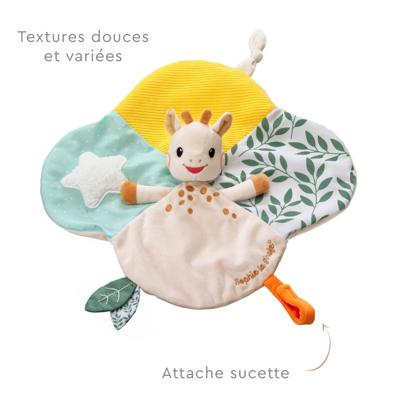Sophie la girafe et son doudou